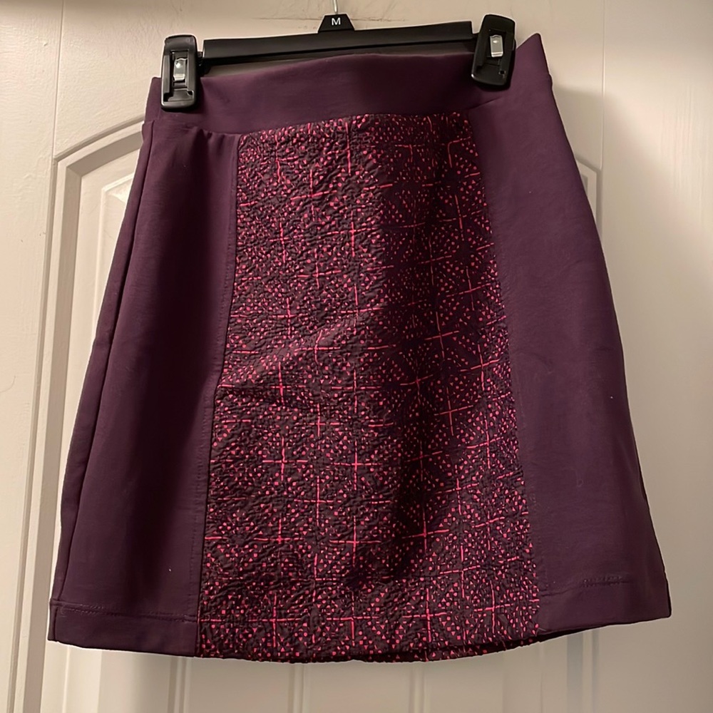 American Eagle geometric print mini skirt
